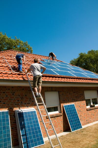 Photovoltaikanlage / Solaranlage / Strom in Sindelfingen  Flugfeld finden